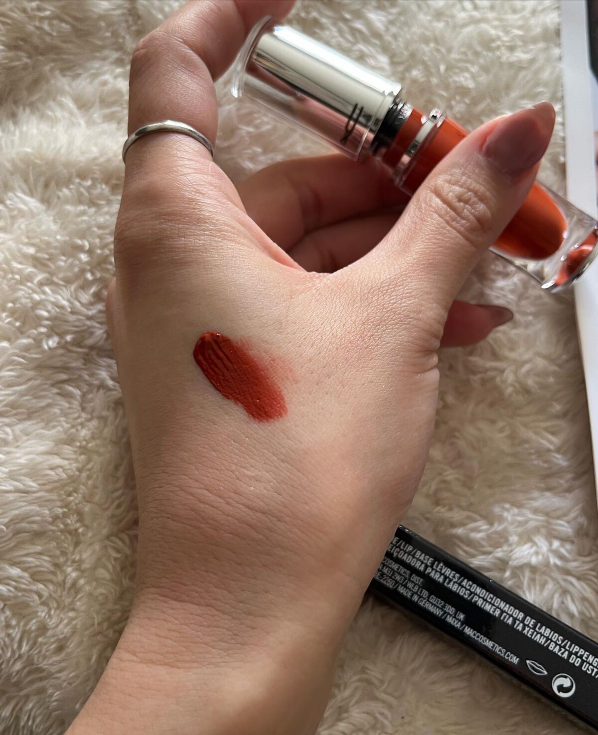 M·A·C ロックド キス インク リップカラー/M・A・C/口紅を使ったクチコミ(5枚目)