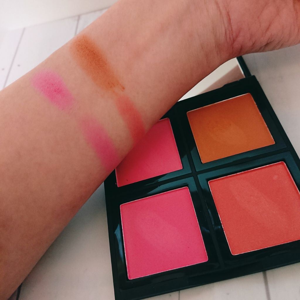 ブラッシュパレットライトパウダー/e.l.f. Cosmetics/パウダーチークを使ったクチコミ（3枚目）