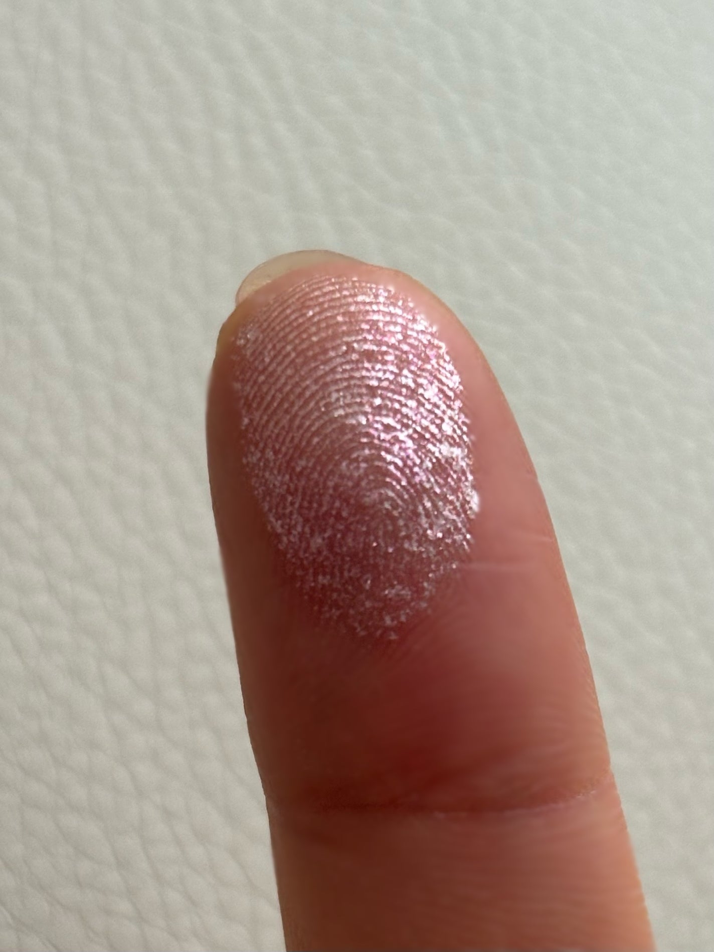 シングルシャイニーアイシャドウ/CEZANNE/アイシャドウを使ったクチコミ(3枚目)