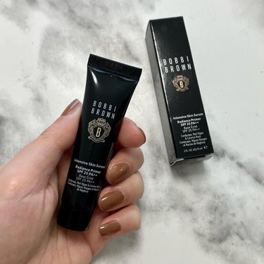 

BOBBI BROWN
インテンシブ スキンセラム
ラディアンス プライマー 15mL

☑︎肌表面を均一になめらかに整え、後に使うファンデーションのノリやモチを高めます。
☑︎保湿成分配合
☑︎S