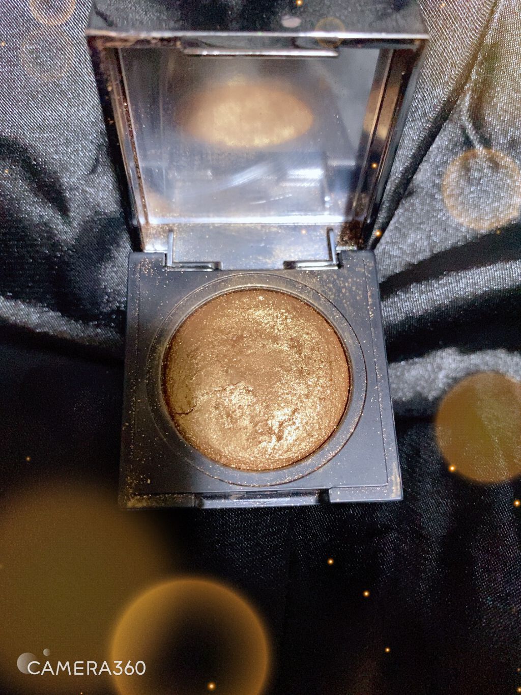 プリズム エアー シャドウ 06 CHIC BRONZE/CLIO/単色アイシャドウを使ったクチコミ（1枚目）