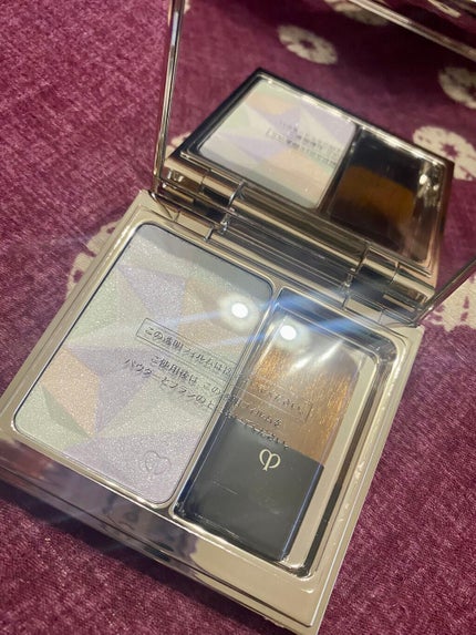 クレ・ド・ポー ボーテ レオスールデクラ/クレ・ド・ポー ボーテ/パウダーハイライトを使ったクチコミ(4枚目)