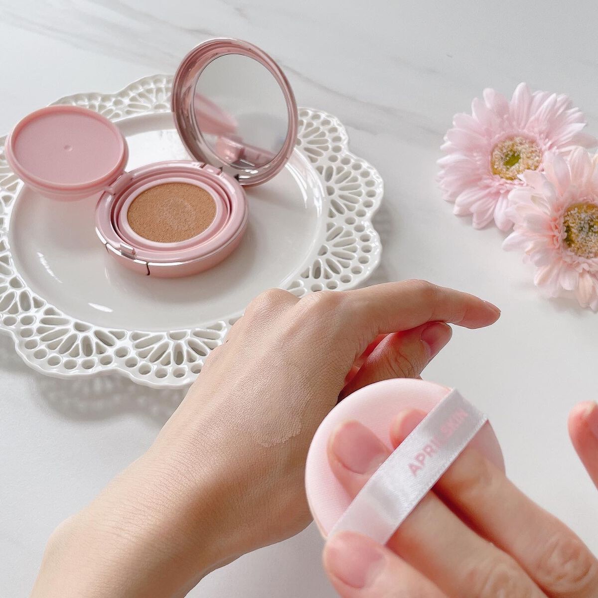 ハイパーカバーフィットクッション グラファイト/APRILSKIN/クッションファンデーションを使ったクチコミ(3枚目)