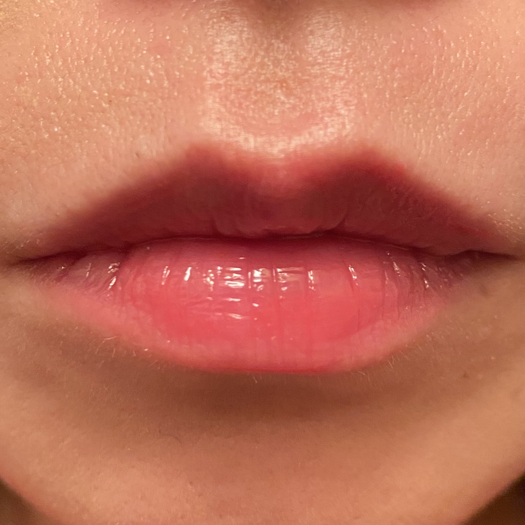 ゲットイットティントグレーズバーム 01 ローズピューレ/TONYMOLY/リップティントを使ったクチコミ（3枚目）