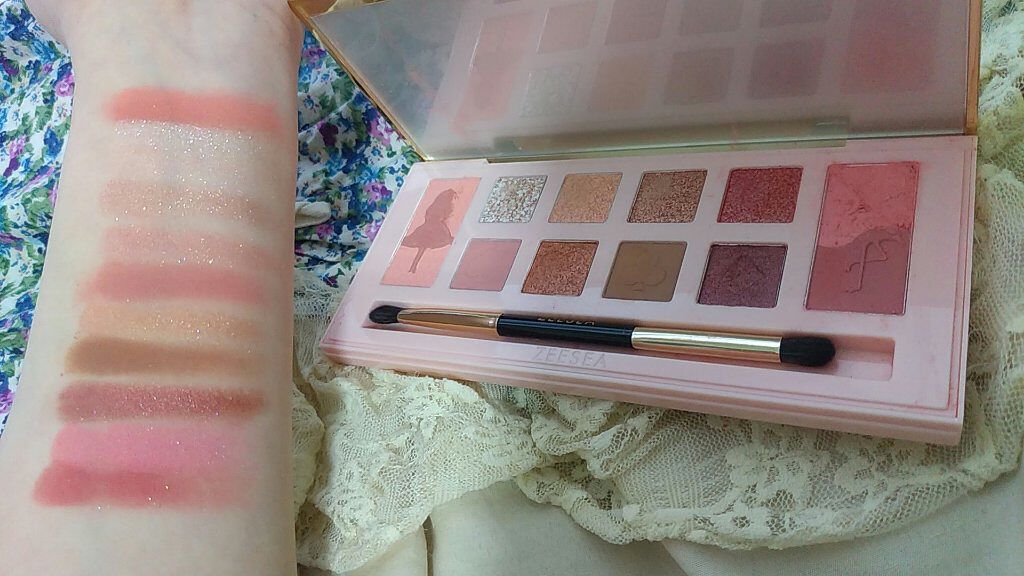 アリスドリームランドシリーズ 12色アイシャドウパレット（ZEESEA×大英博物館）/ZEESEA/アイシャドウパレットを使ったクチコミ（3枚目）