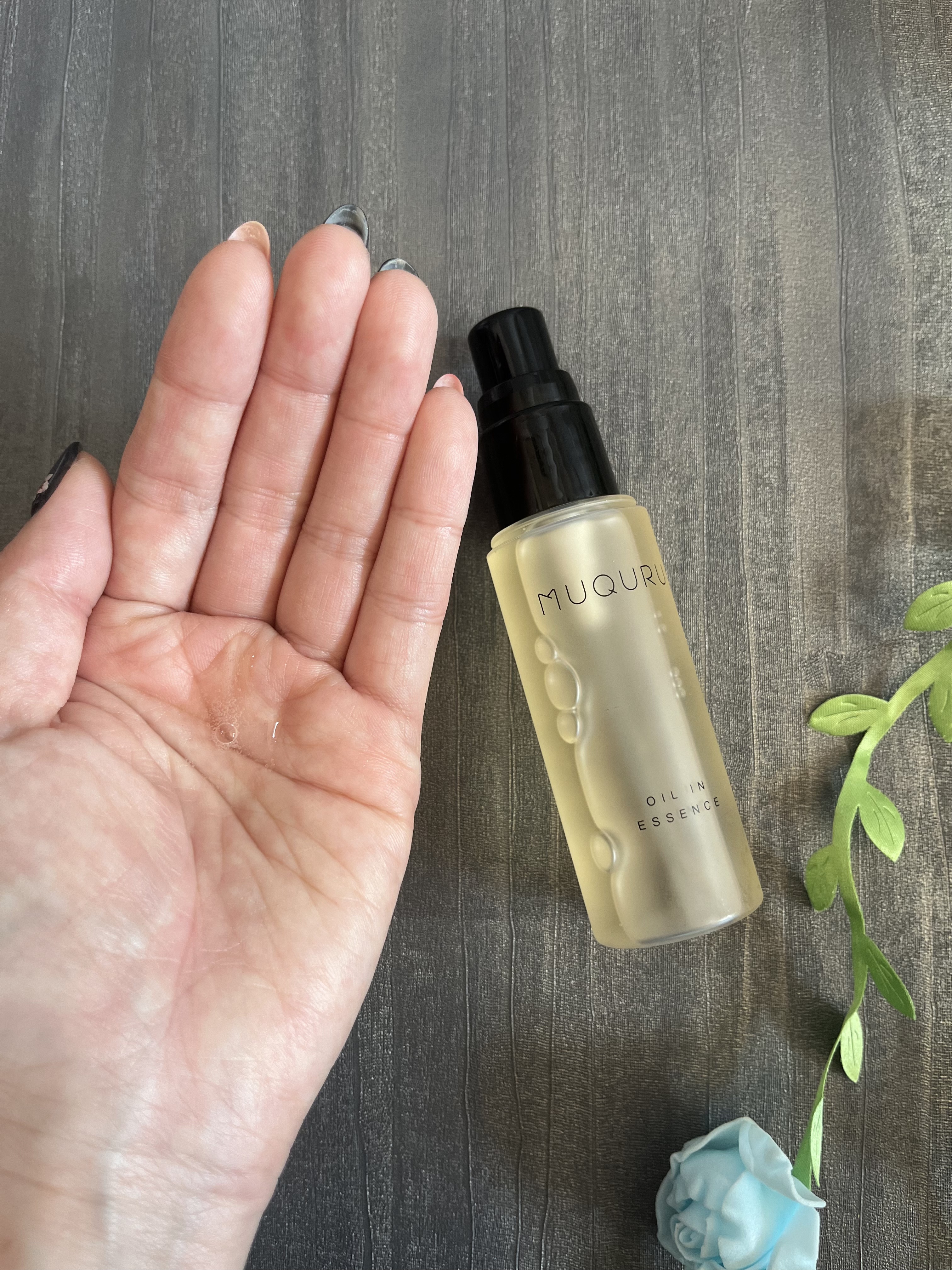 オイルインエッセンス/MUQURU/ブースター・導入液を使ったクチコミ（2枚目）