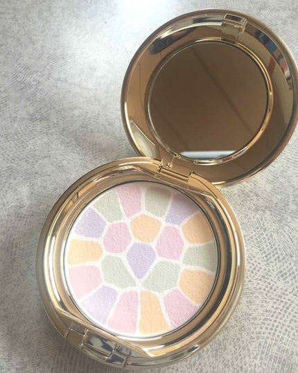 ラ プードル オートニュアンス/Elégance/プレストパウダーを使ったクチコミ(1枚目)