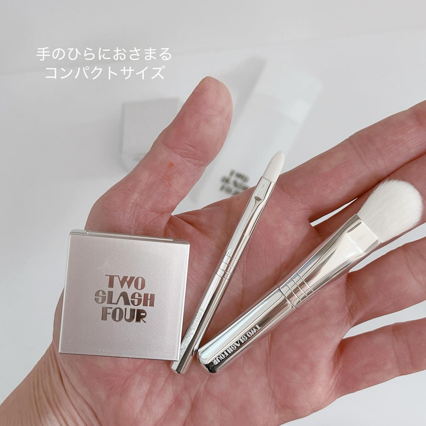 ストロビングフェイスキューブ/TWO SLASH FOUR/ハイライトを使ったクチコミ(6枚目)