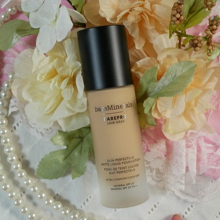 ベアプロ 24HR リキッド ファンデーション/bareMinerals/リキッドファンデーションを使ったクチコミ(4枚目)