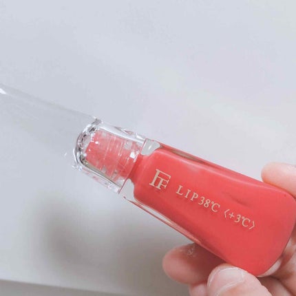 38°C / 99°F リップトリートメント (リップ美容液)/UZU BY FLOWFUSHI/リップケアを使ったクチコミ(2枚目)