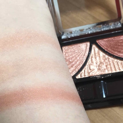 ジューシーピュアアイズ/キャンメイク/アイシャドウパレットを使ったクチコミ(2枚目)