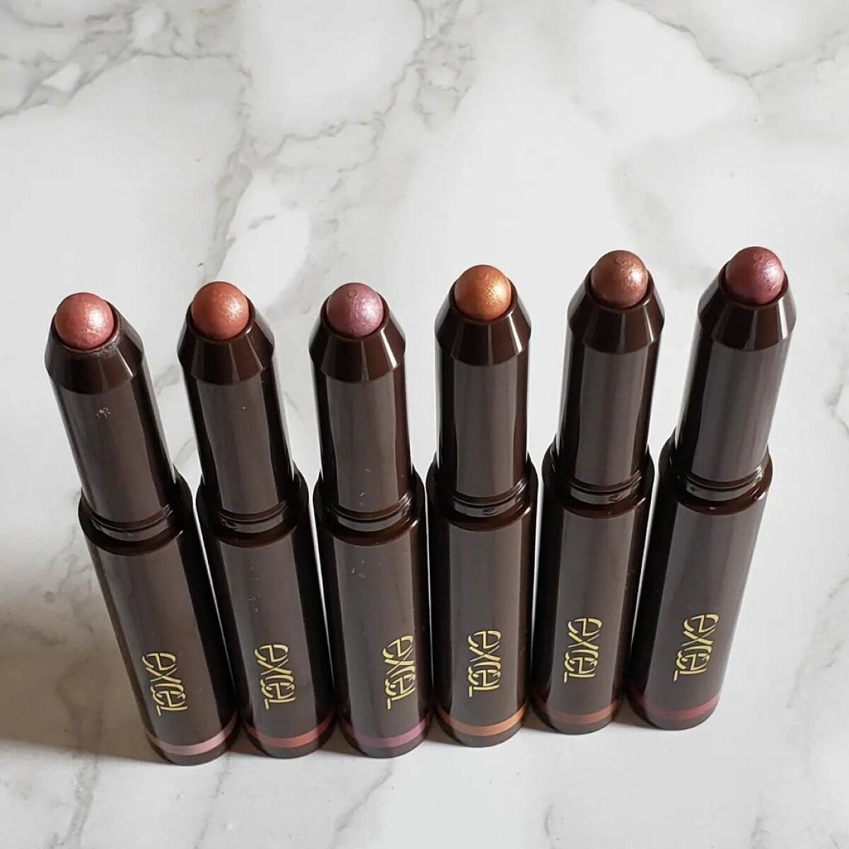 グリームオンフィットシャドウ/excel/スティックアイシャドウを使ったクチコミ(2枚目)