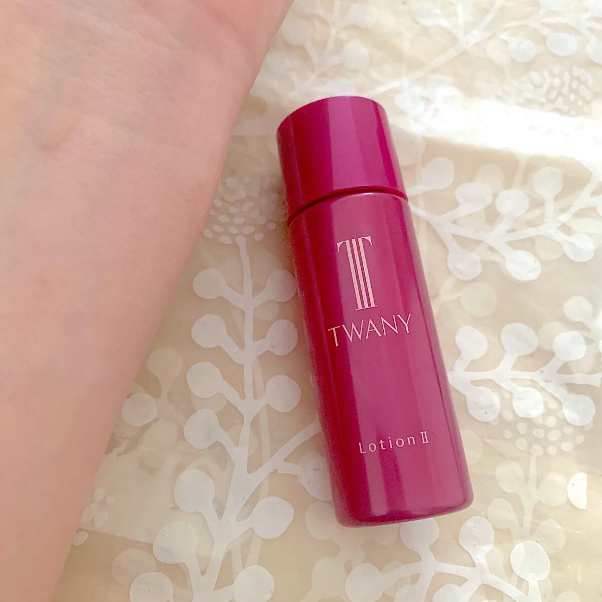 tomako on LIPS 「☆トワニー ドラマティックメモリー トライアルセット塗膜が収縮..」(2枚目)