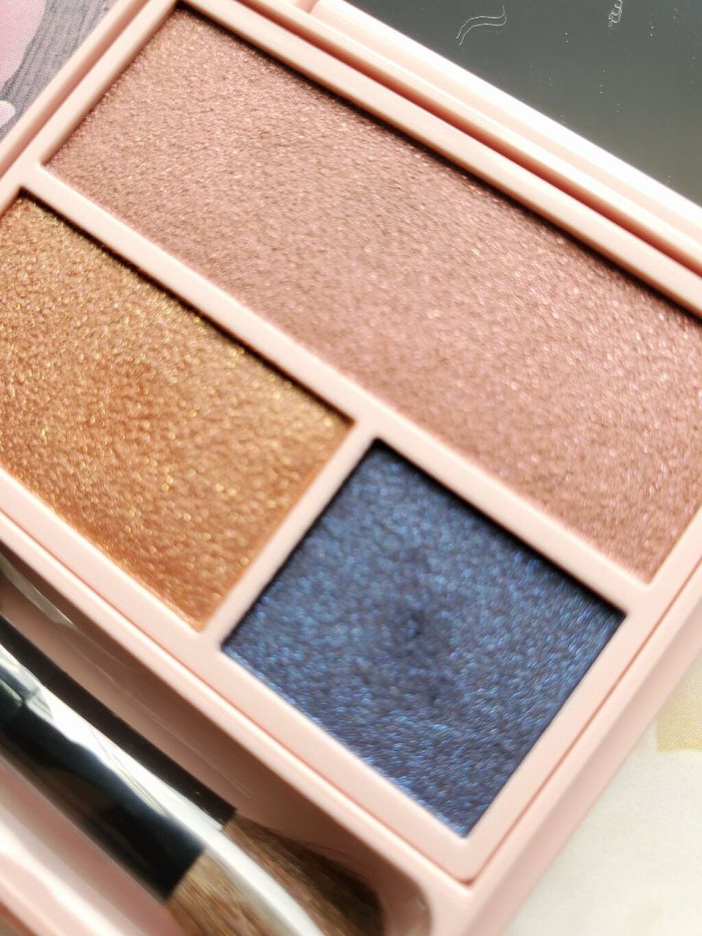 フーミー アイシャドウパレット/WHOMEE/アイシャドウパレットを使ったクチコミ(3枚目)