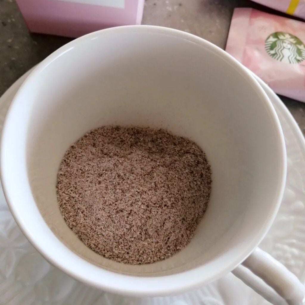 スターバックス® プレミアム ミックス サクラ ストロベリー ラテ/スターバックス リザーブ/その他を使ったクチコミ(2枚目)