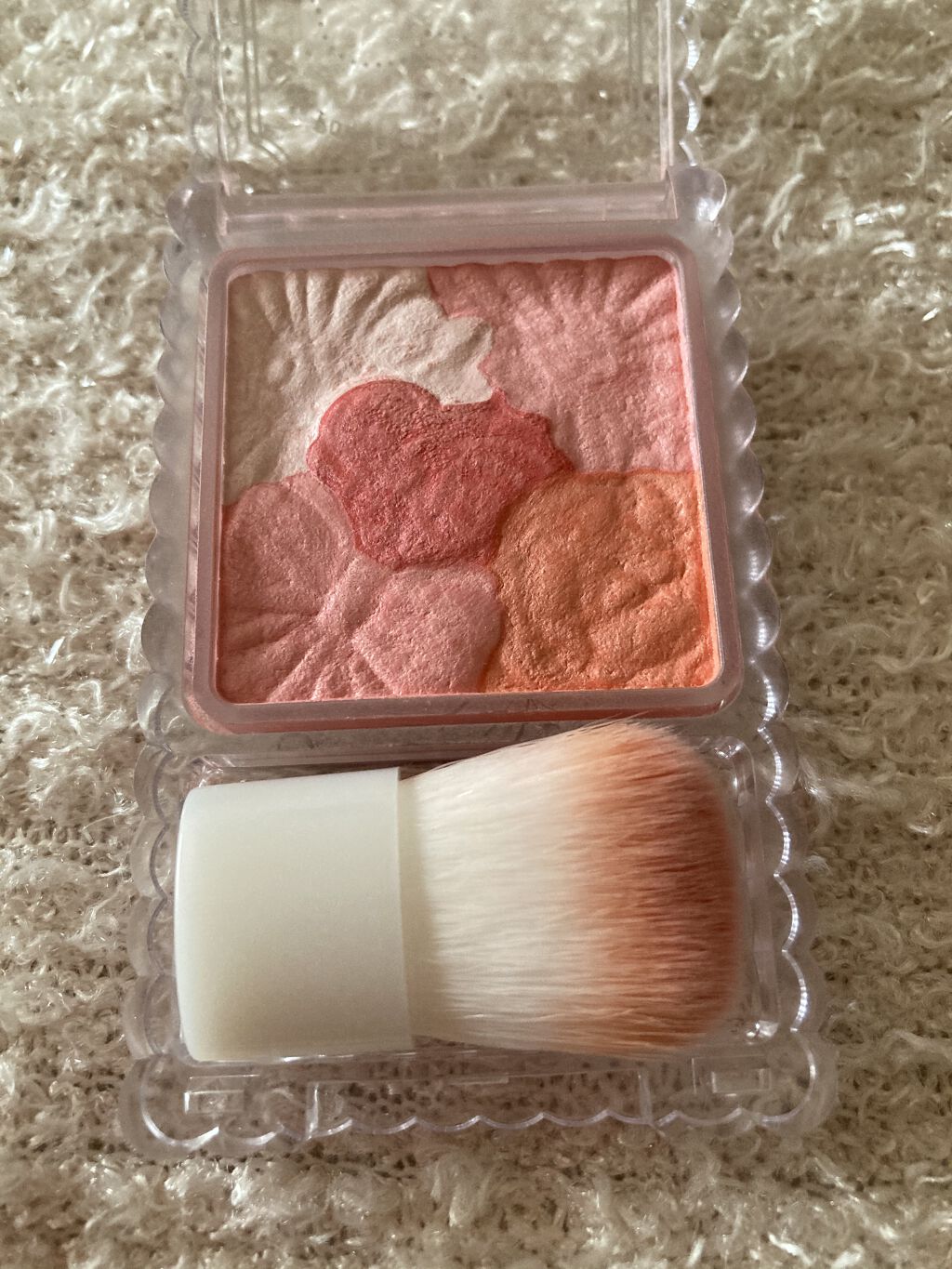 グロウフルールチークス/キャンメイク/パウダーチークを使ったクチコミ（1枚目）