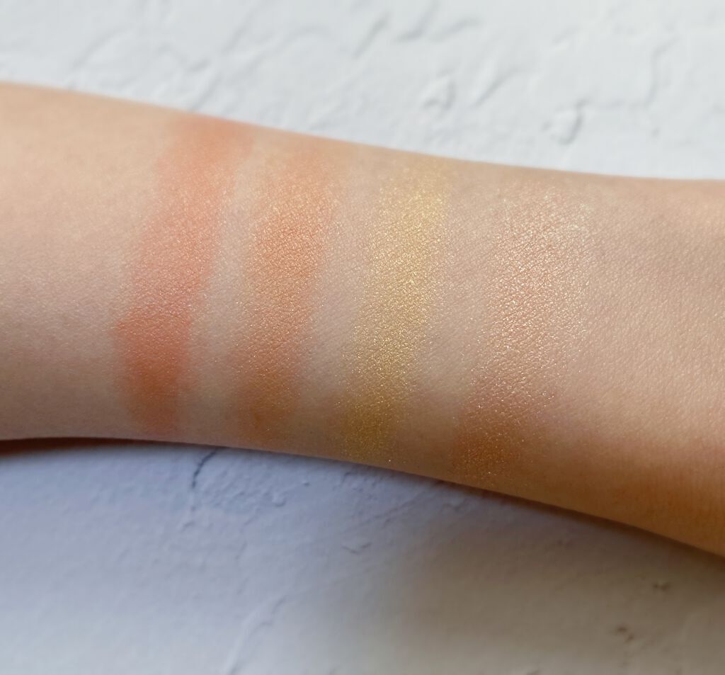 てん on LIPS 「自分の好きな色を組み合わせてパレットを作れる!マキアージュのド..」(3枚目)