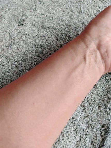 クレ・ド・ポー ボーテ タンクレームエクラn/クレ・ド・ポー ボーテ/クリーム・エマルジョンファンデーションを使ったクチコミ(4枚目)