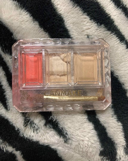 シークレットカラーアイズ/キャンメイク/アイシャドウパレットを使ったクチコミ(3枚目)