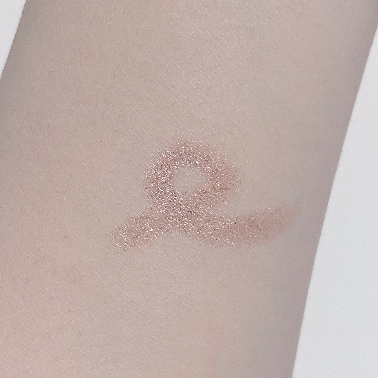 グリームオンフィットシャドウ/excel/スティックアイシャドウを使ったクチコミ(3枚目)