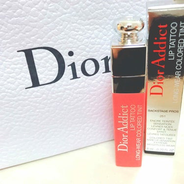 Dior 

ディオール アディクト リップ ティント
251 ナチュラルピーチ

タトゥーのようにジューシーな血色感が長時間続くリップ ティント

こちらはディオール アディクト ラッカー プランプに