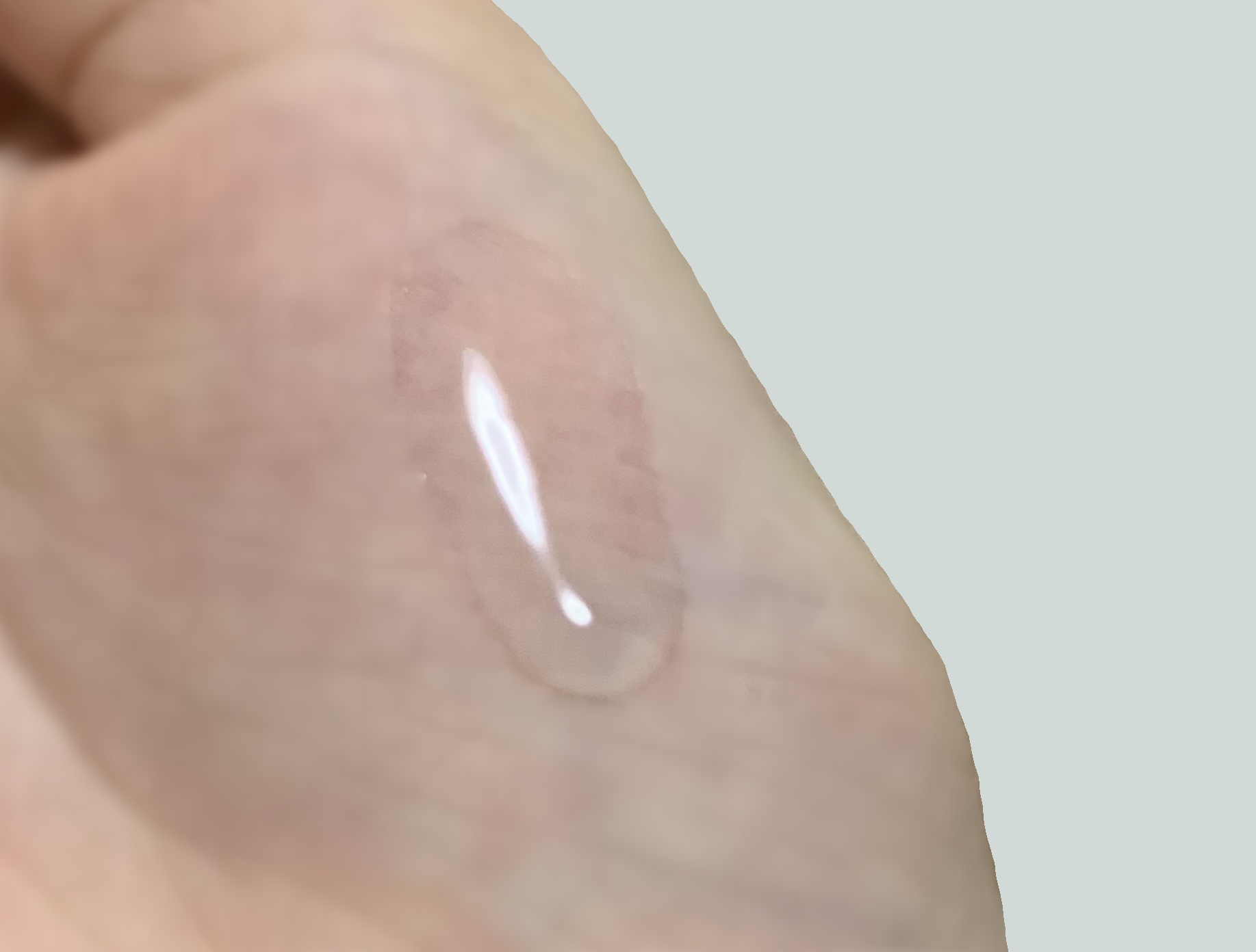 ピンクアロエムチンセラム/APRILSKIN/美容液を使ったクチコミ（2枚目）