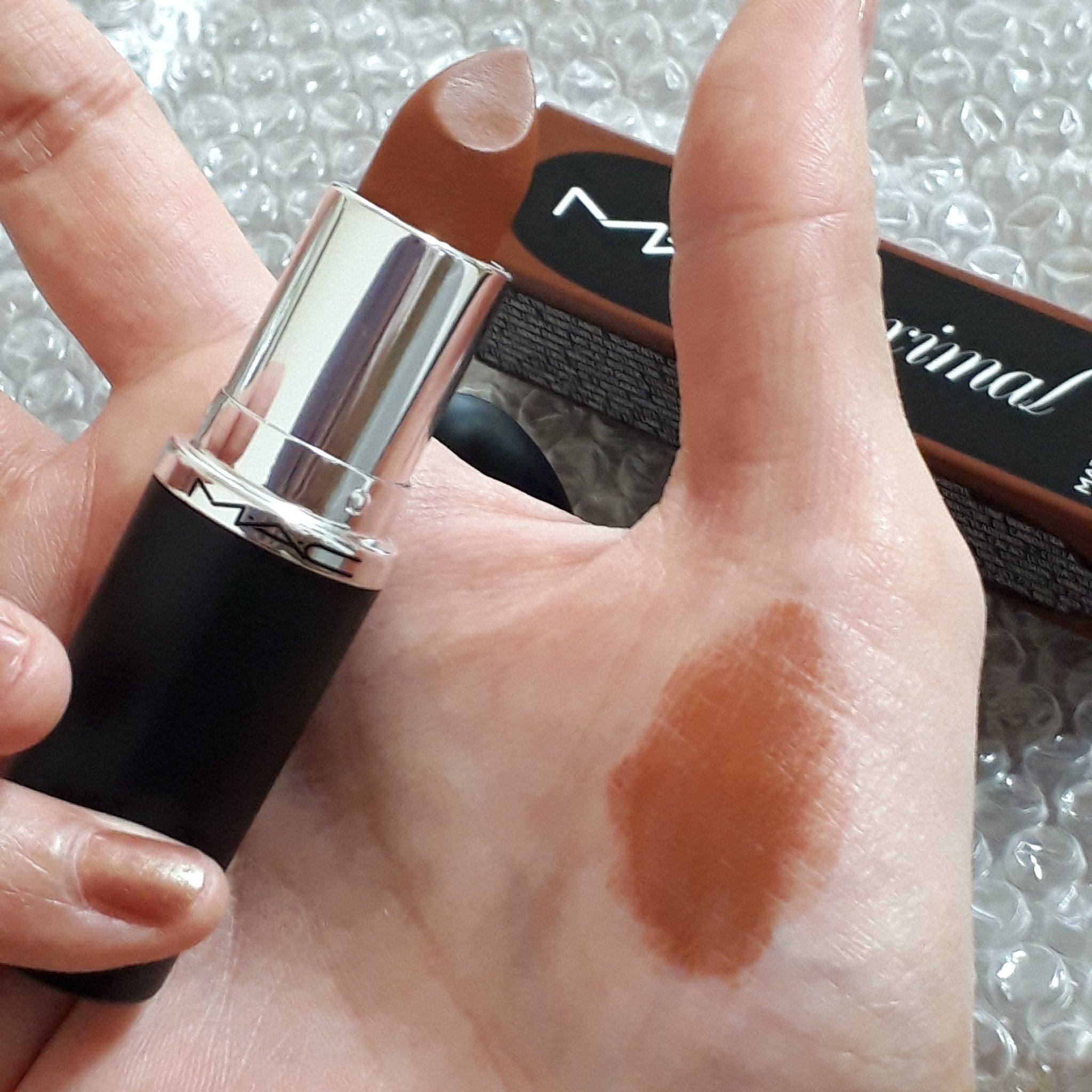 マキシマル シルキー マット リップスティック/M・A・C/口紅を使ったクチコミ（2枚目）