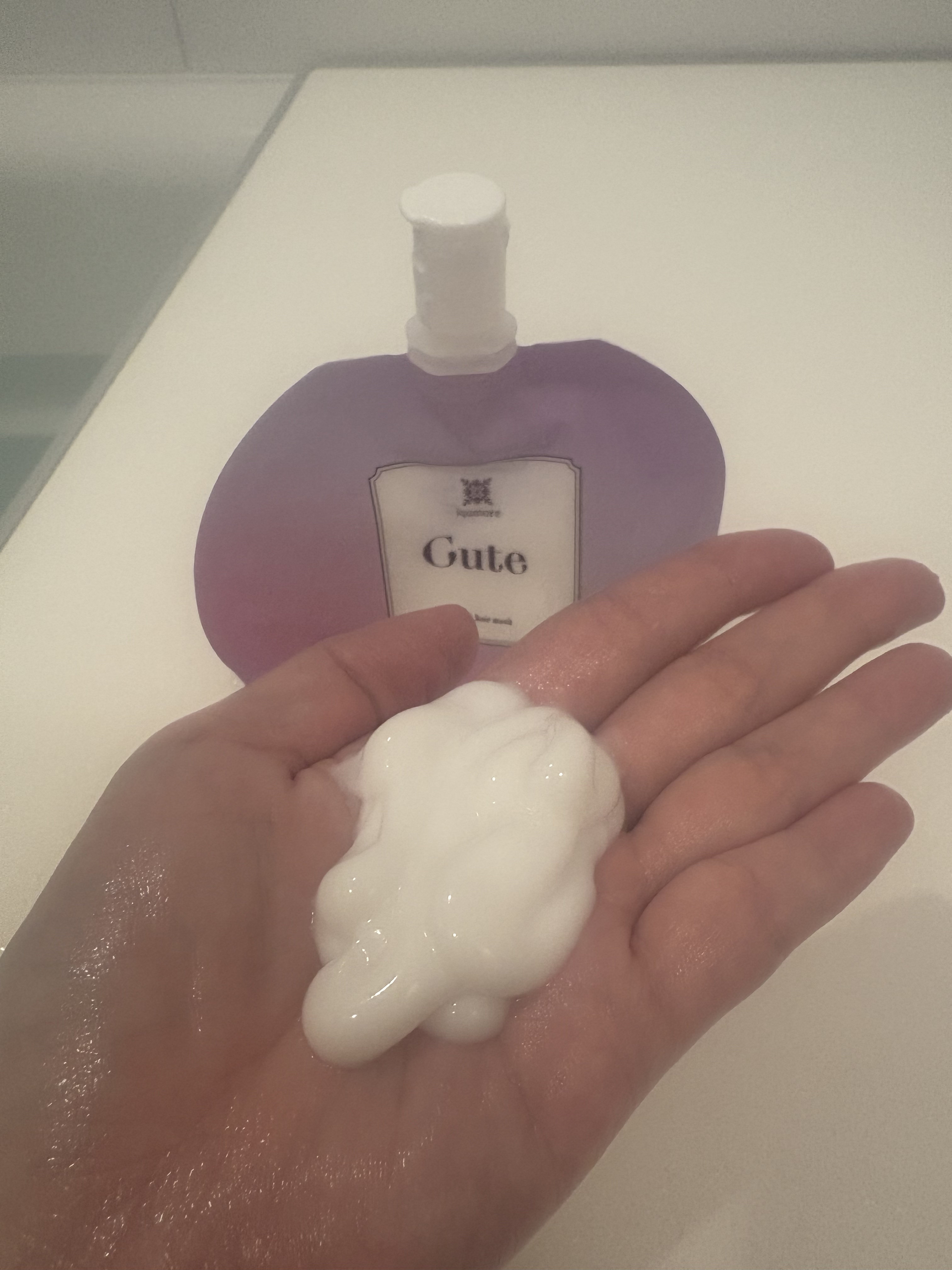 イクモアキュートオーロラヘアマスク/iqumore/ヘアマスク・ヘアパックを使ったクチコミ（2枚目）