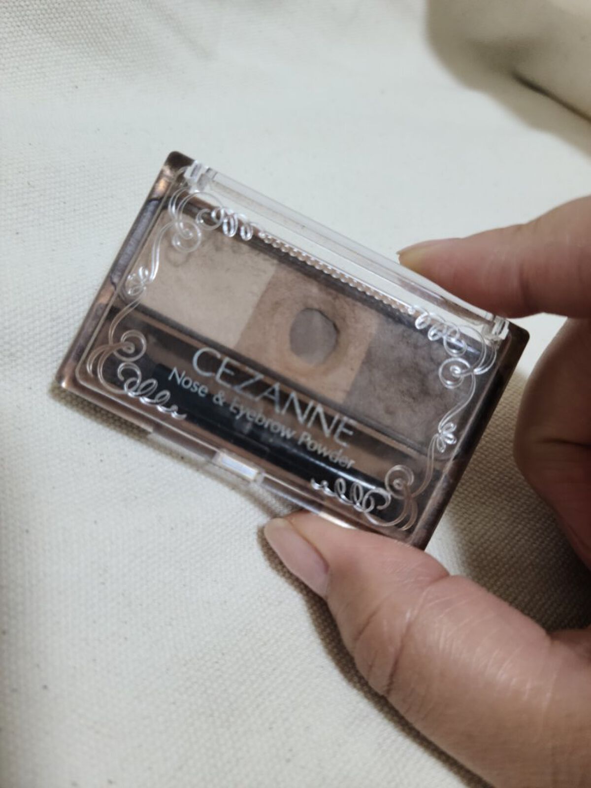 セルヴォーク インディケイトアイブロウパウダー/Celvoke/パウダーアイブロウを使ったクチコミ（1枚目）