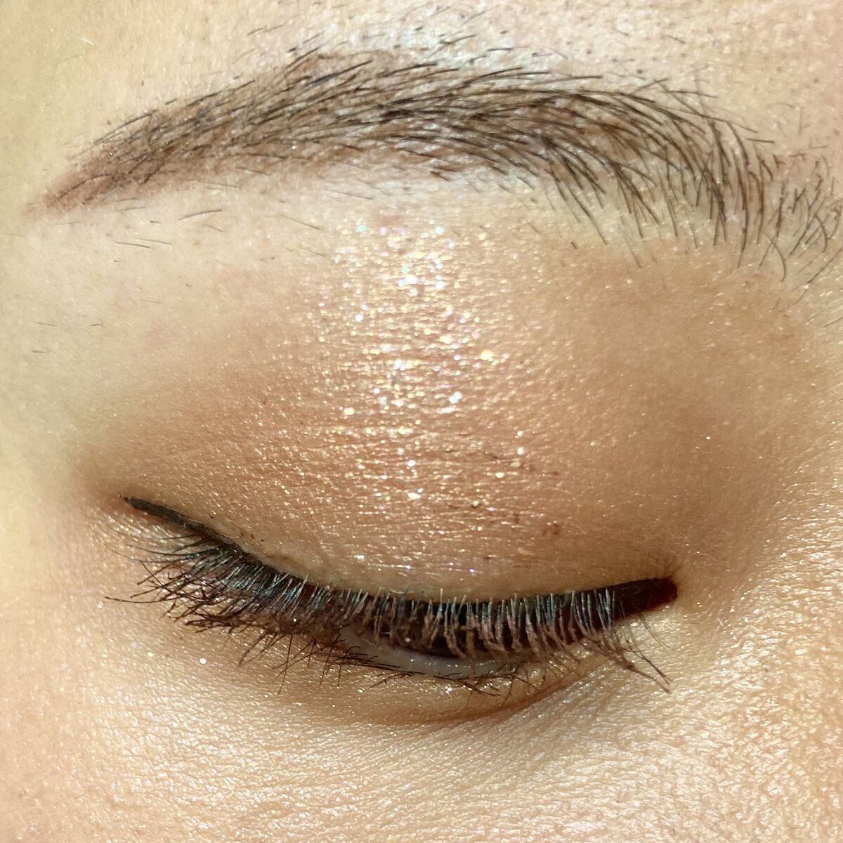 グリッツ グロウ アイカラー 001/リンメル ロンドン/リキッドアイシャドウを使ったクチコミ（3枚目）