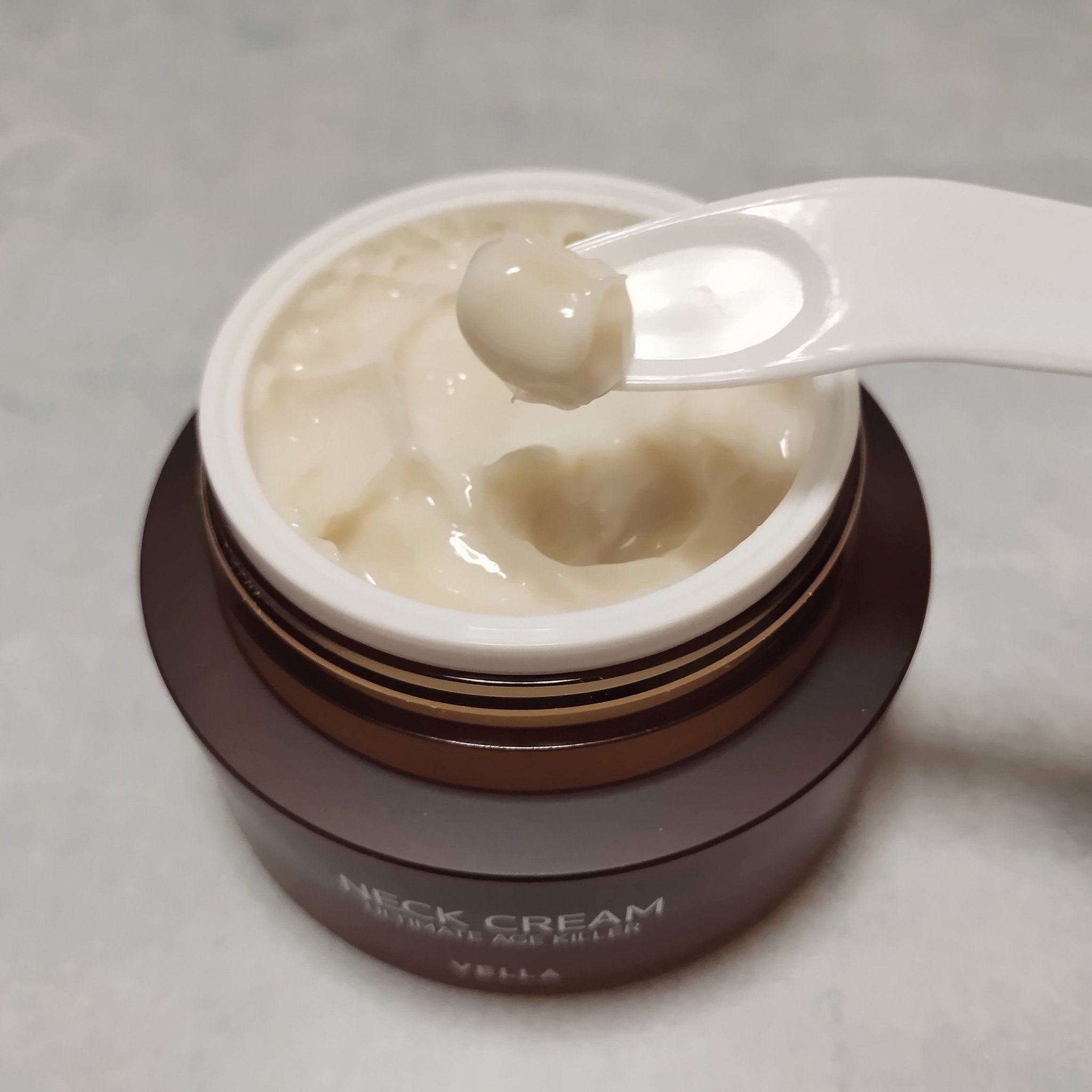 ベラ アルティメットエージ ネッククリーム/VELLA/フェイスクリームを使ったクチコミ（3枚目）