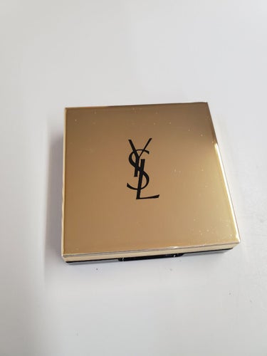 事務のゆきちゃん on LIPS 「YSL　シークインクラッシュ色は　6番コンティデントヌード46..」（2枚目）