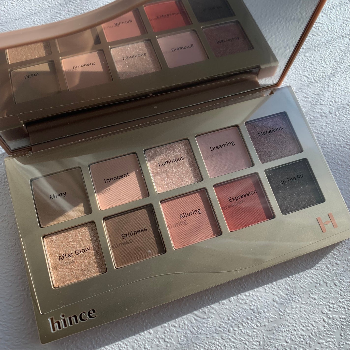 ニューデップスアイシャドウパレット/hince/アイシャドウパレットを使ったクチコミ(2枚目)