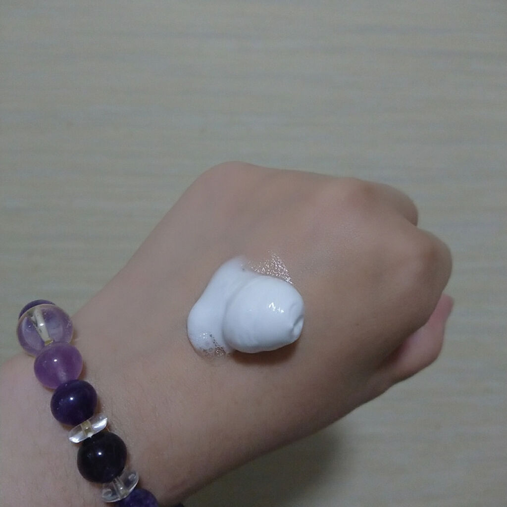 プラスエアイズ/+ea is/美容液を使ったクチコミ（2枚目）