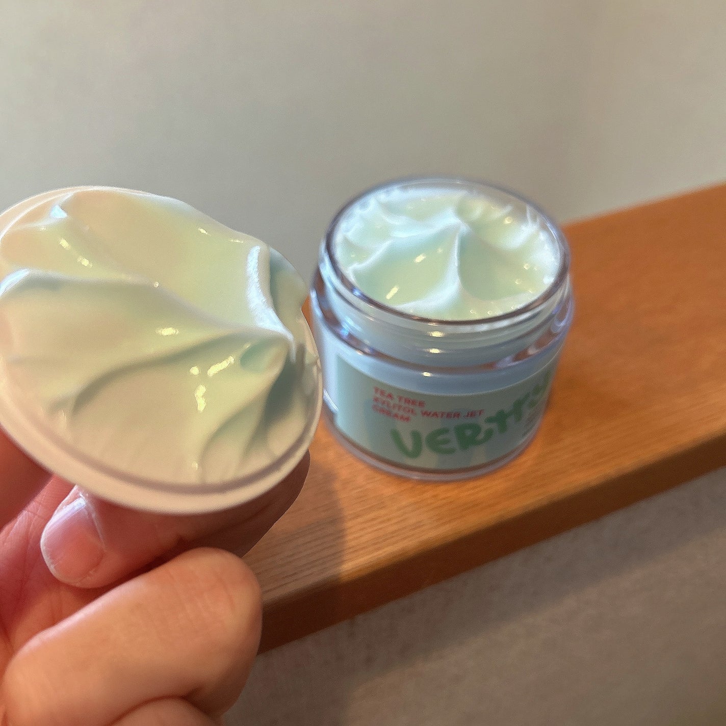 ティーツリーキシリトールウォータージェットクリーム/Vertty/フェイスクリームを使ったクチコミ(2枚目)