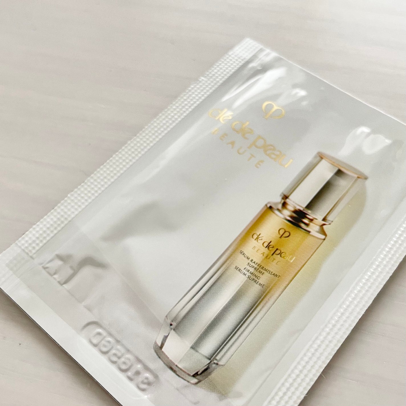 セラムラフェルミサンSn/クレ・ド・ポー ボーテ/美容液を使ったクチコミ(1枚目)