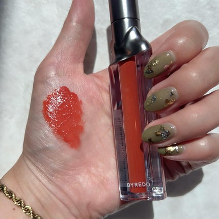 リキッドリップスティック ヴァイナル/BYREDO/口紅を使ったクチコミ(4枚目)