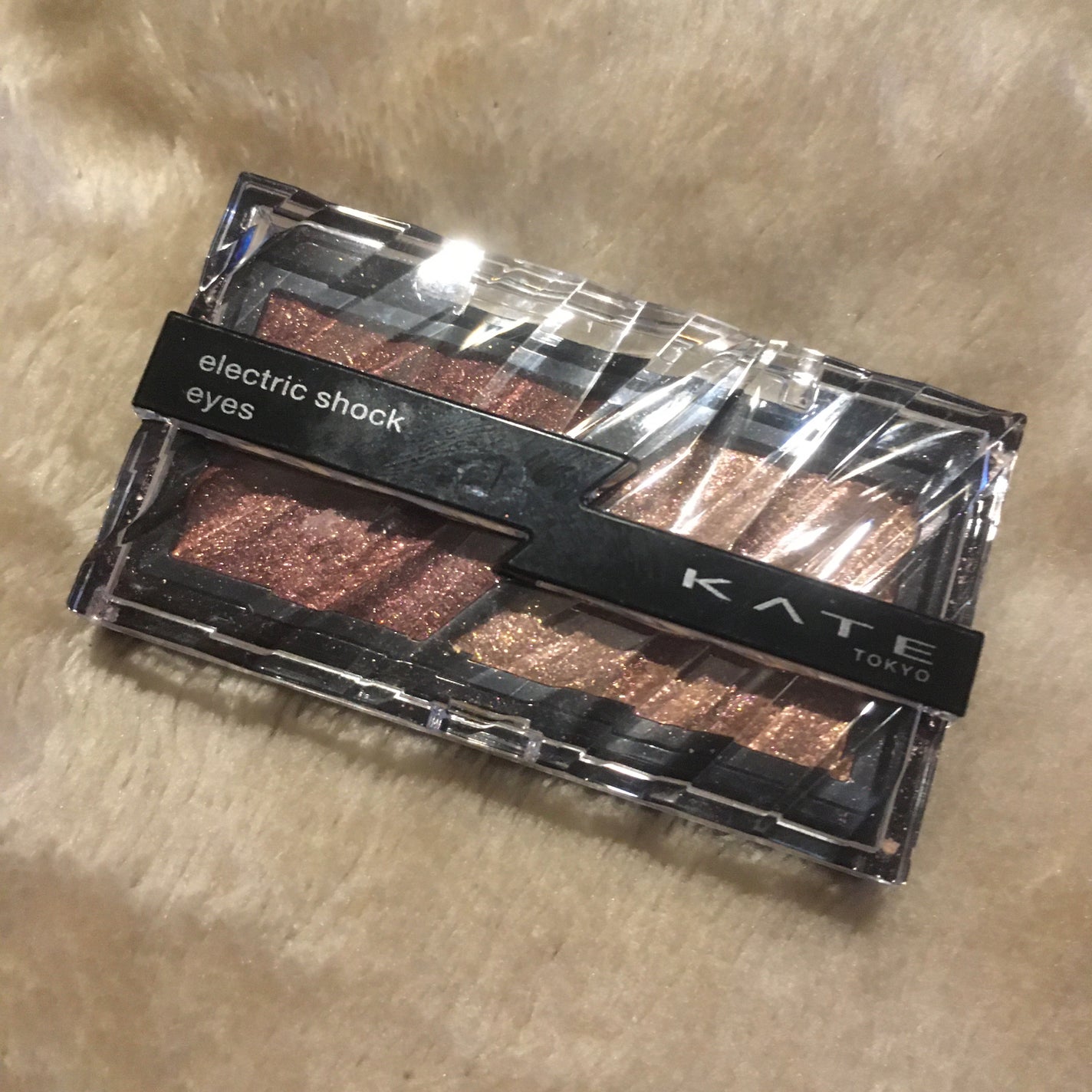 エレクトリックショックアイズ /KATE/アイシャドウパレットを使ったクチコミ(1枚目)