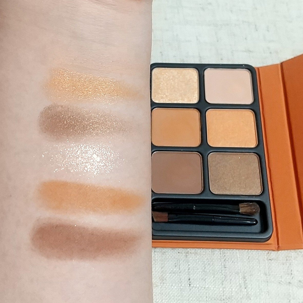 アイカラーパレット ゴールデンマンゴー/heme/アイシャドウパレットを使ったクチコミ（3枚目）