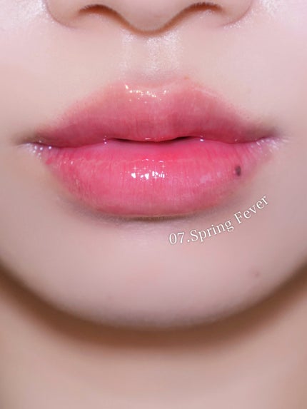 グラスティングカラーグロス/rom&nd/リップグロスを使ったクチコミ(4枚目)