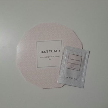 JILL STUART ジルスチュアート イルミネイティング セラムプライマー UVのクチコミ「 百貨店でリップを購入した際にいただいた試供品を使用してみました

✼••┈┈••✼••┈┈•.....」（1枚目）