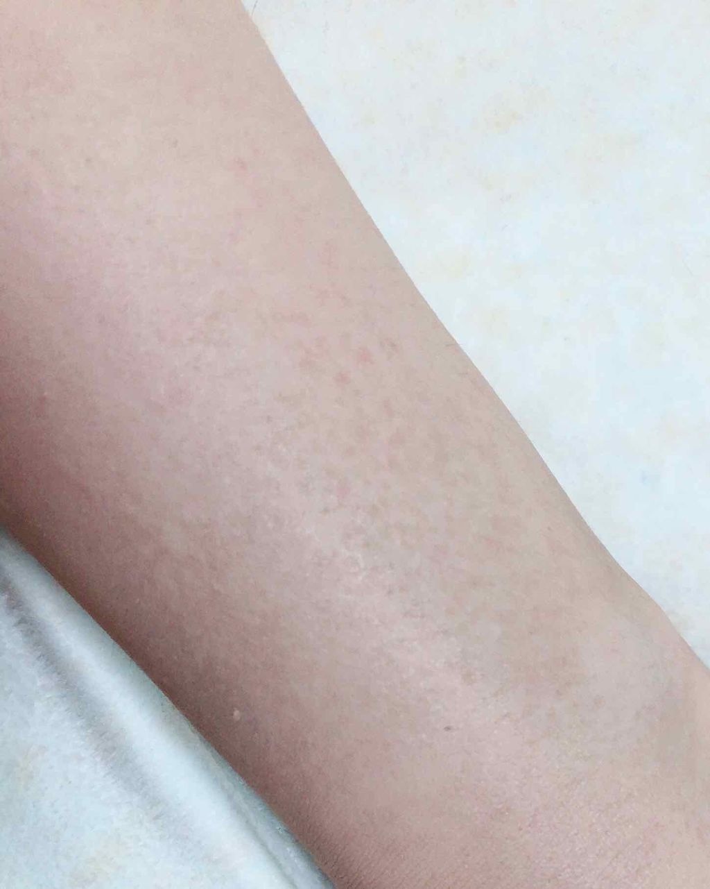 リクイド ファンデーション/レ・メルヴェイユーズ ラデュレ/リキッドファンデーションを使ったクチコミ(2枚目)