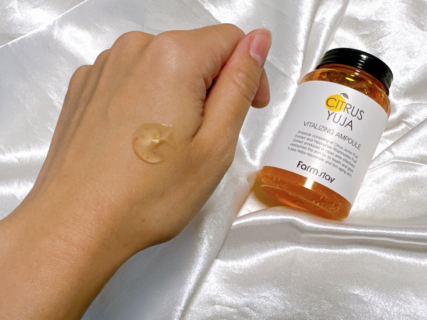 シトラスゆずバイタライジングアンプル/Farmstay/美容液を使ったクチコミ(3枚目)