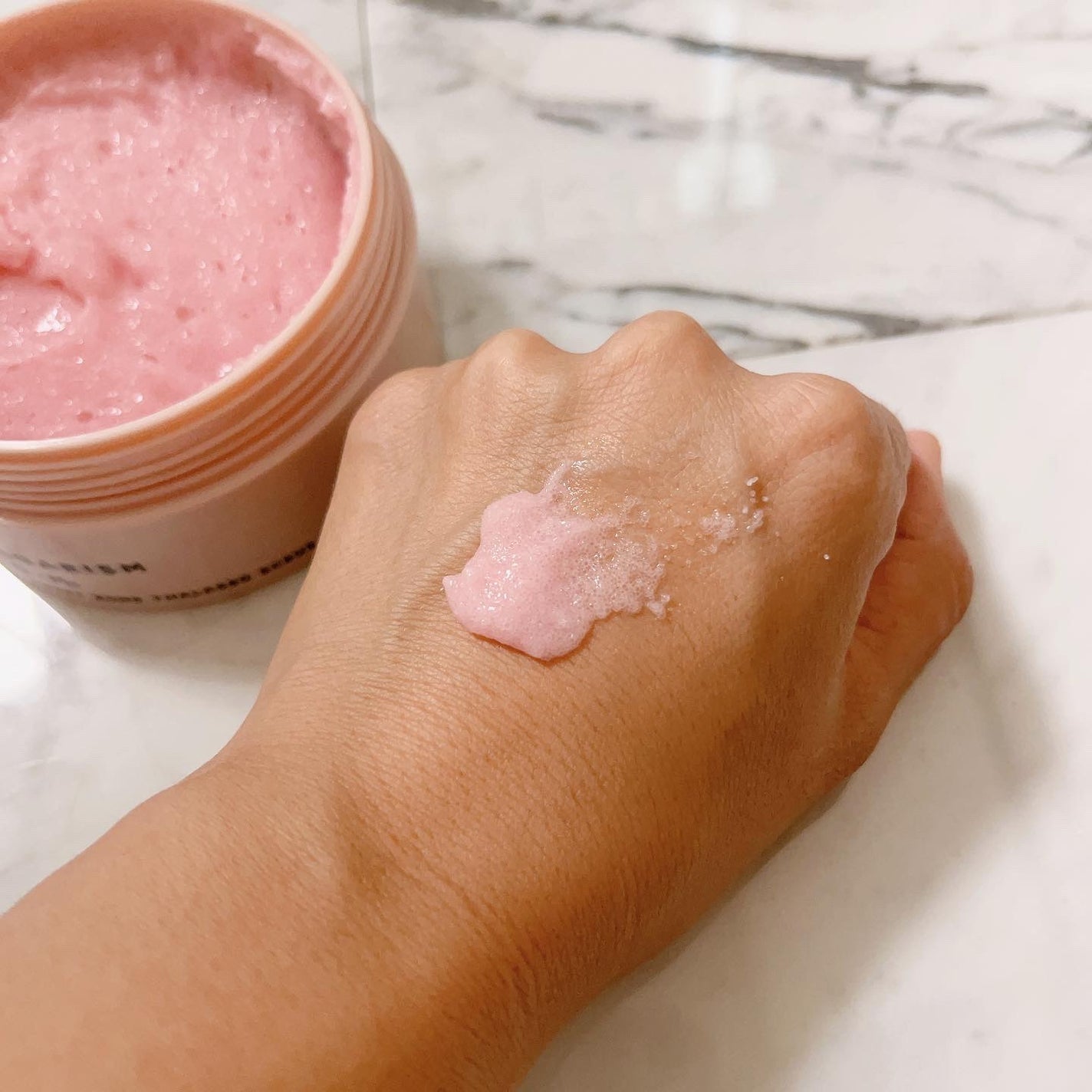 Q+Me スウィート ボム タラソ スクラブ/AGARISM/バストケア・ヒップケアを使ったクチコミ(2枚目)