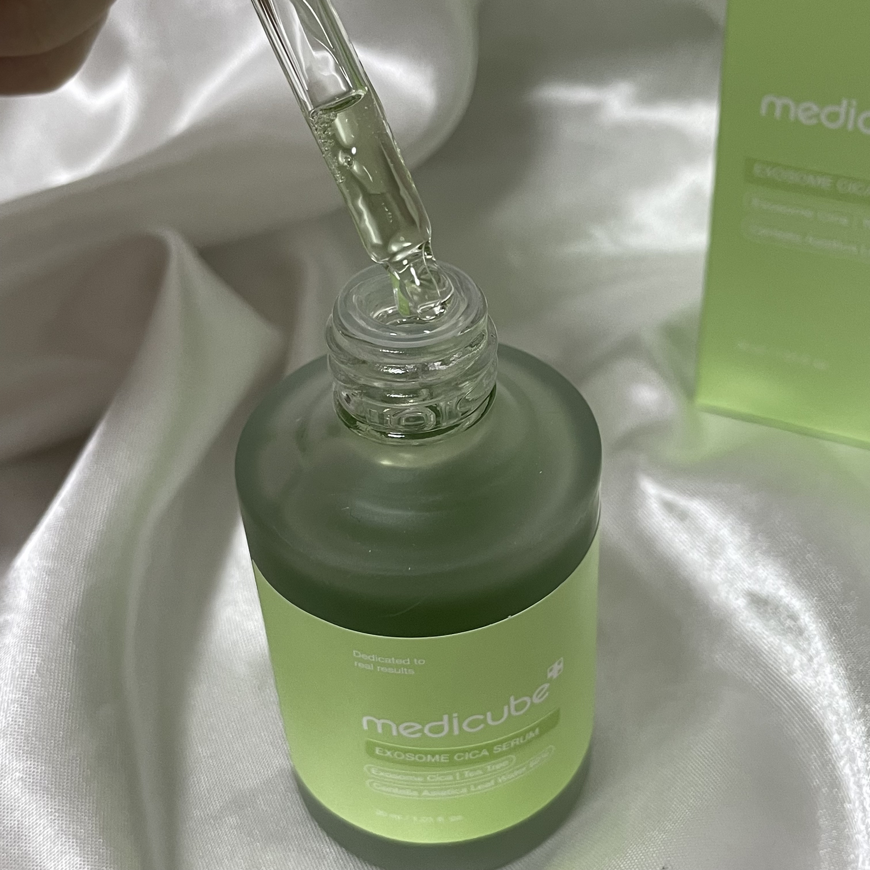 エクソソームシカ アンプル/MEDICUBE/美容液を使ったクチコミ（2枚目）