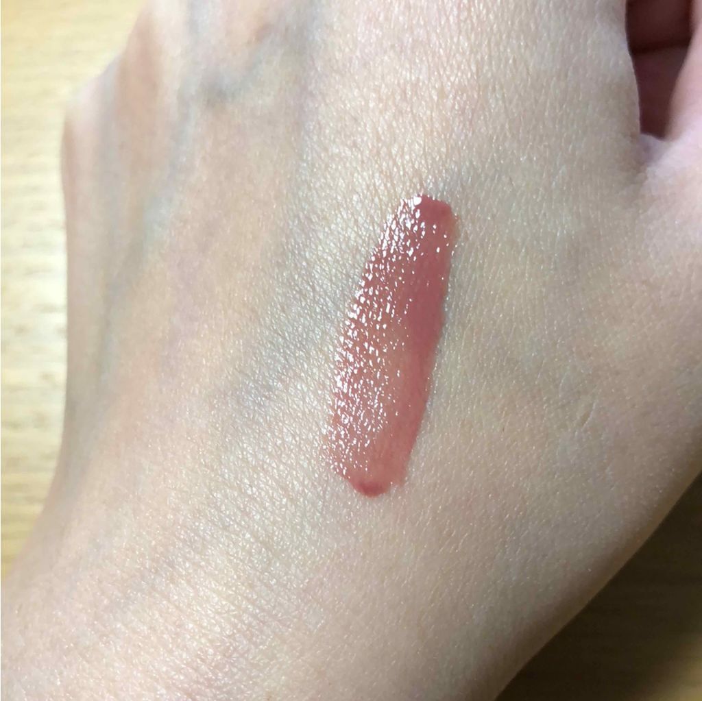 ルージュリキッドエクラ/クレ・ド・ポー ボーテ/口紅を使ったクチコミ(2枚目)