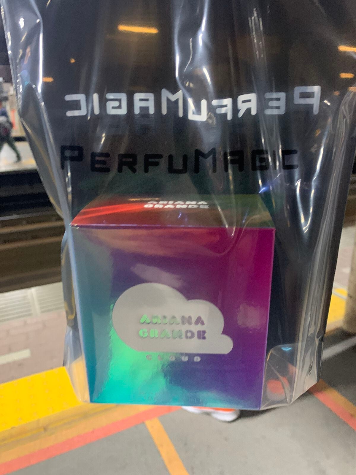 クラウド バイ アリアナグランデ オードパルファム/アリアナ・グランデ/香水(レディース)を使ったクチコミ(1枚目)