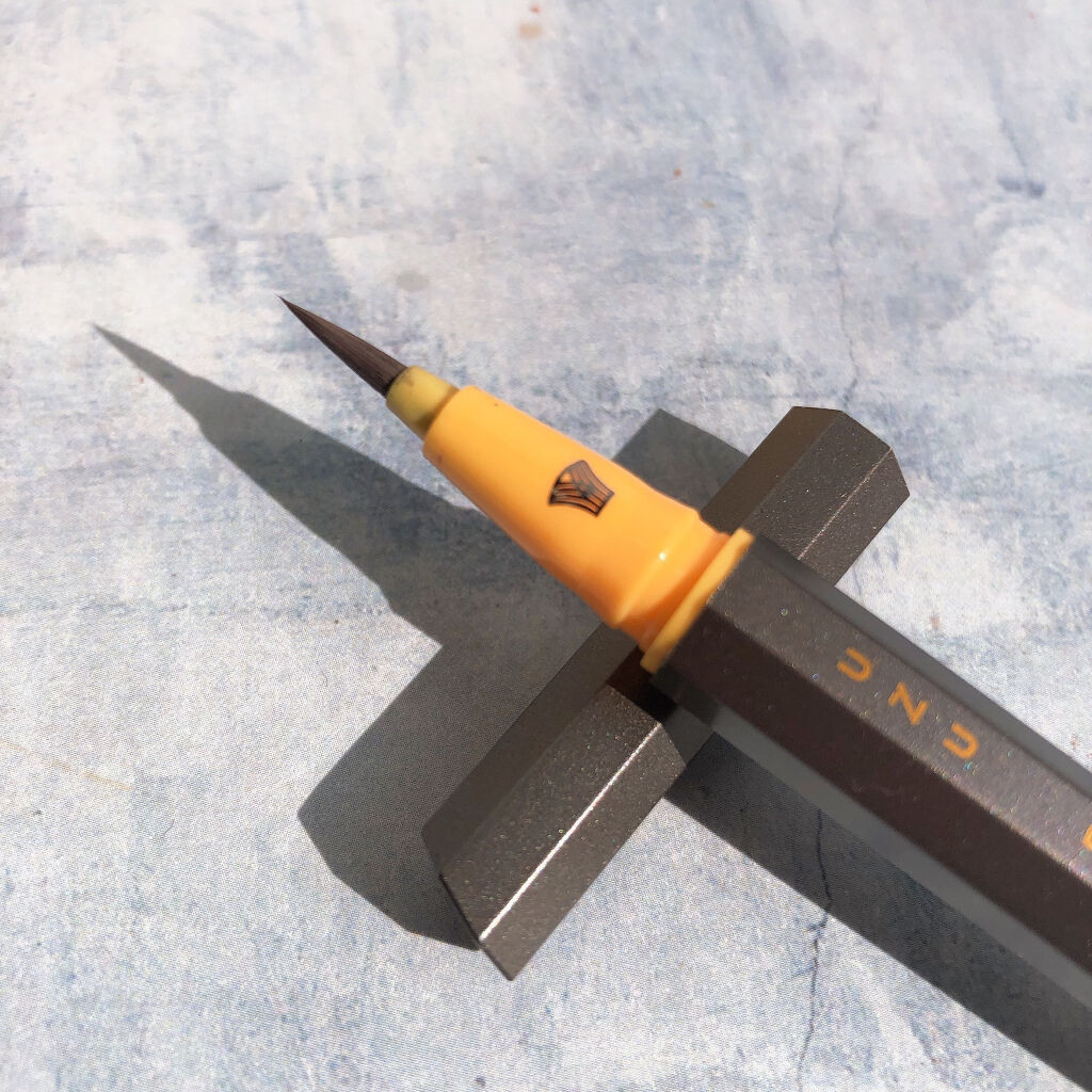 EYE OPENING LINER GRAY/UZU BY FLOWFUSHI/リキッドアイライナーを使ったクチコミ（2枚目）