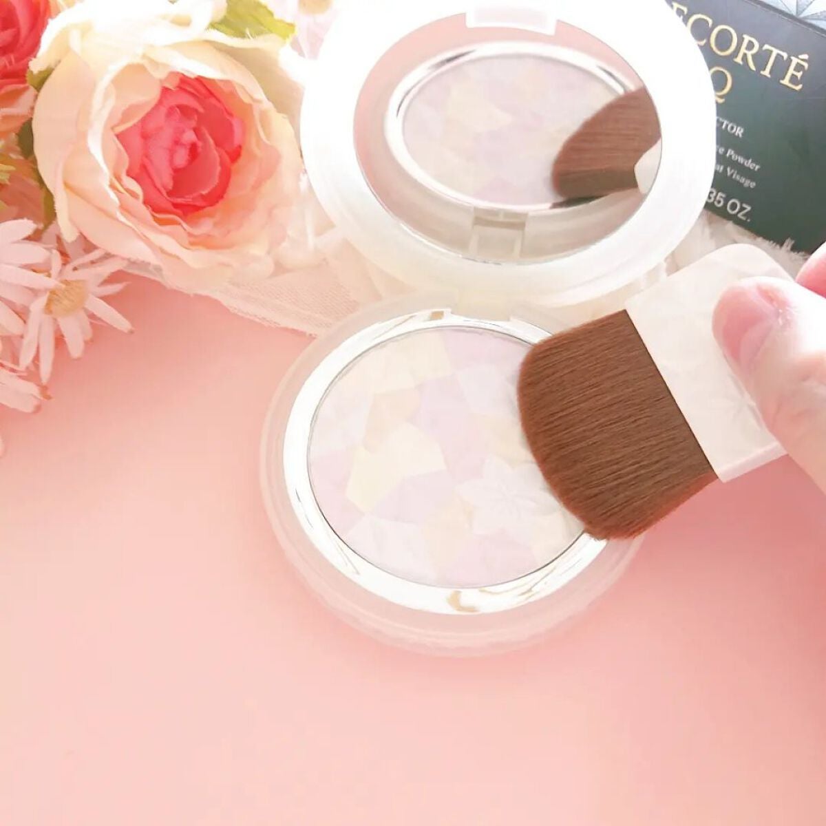 AQ オーラ リフレクター/DECORTÉ/プレストパウダーを使ったクチコミ(3枚目)