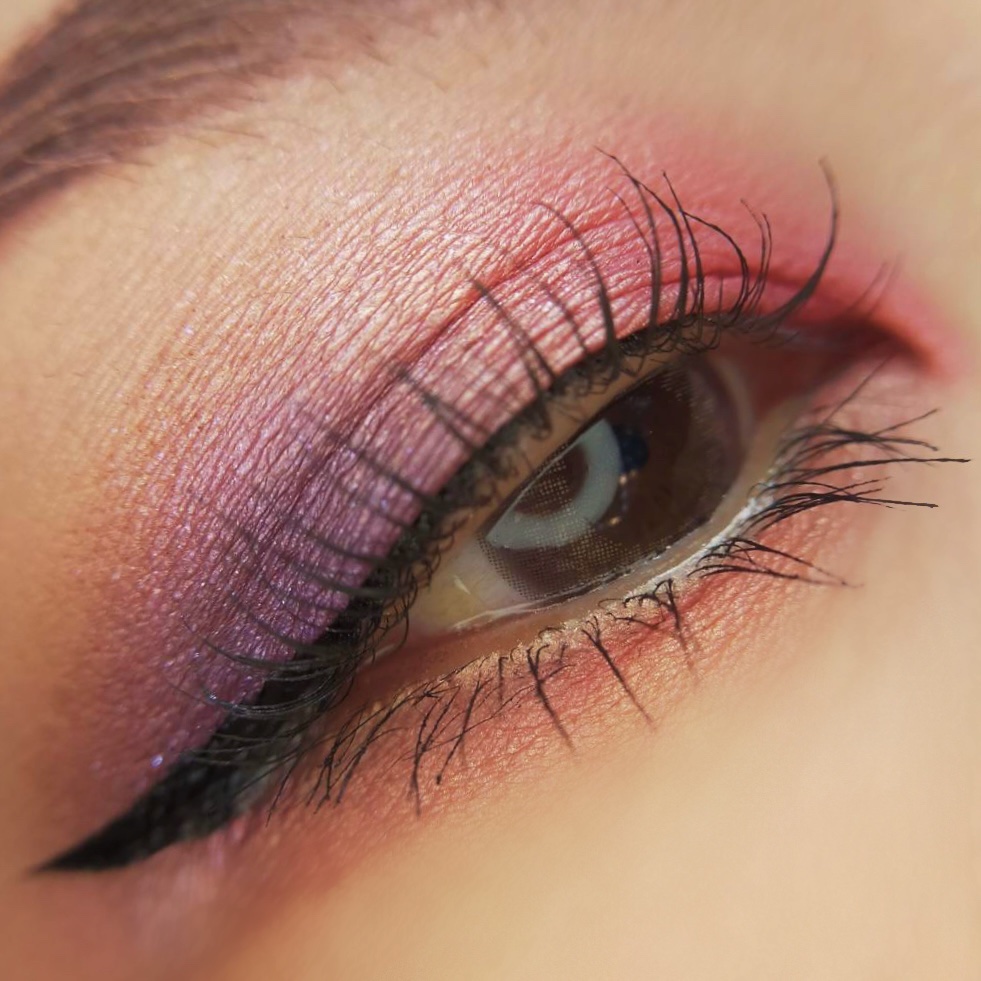 スモール アイシャドウ スシ フラワー/M・A・C/単色アイシャドウを使ったクチコミ（2枚目）